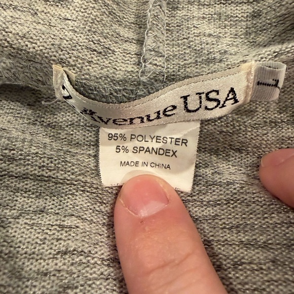 Z Avenue USA Women’s Gray Button-Front Hooded Cardigan – Size Large - Picture 3 of 6